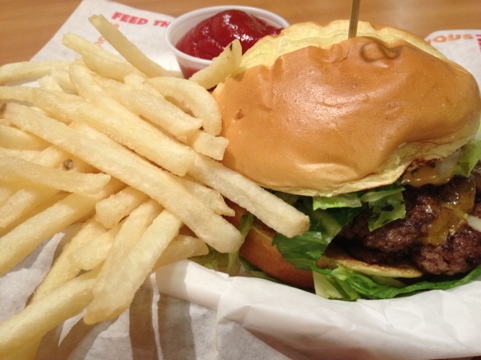Fresh-A-Peel Downtown Disney Hamburger