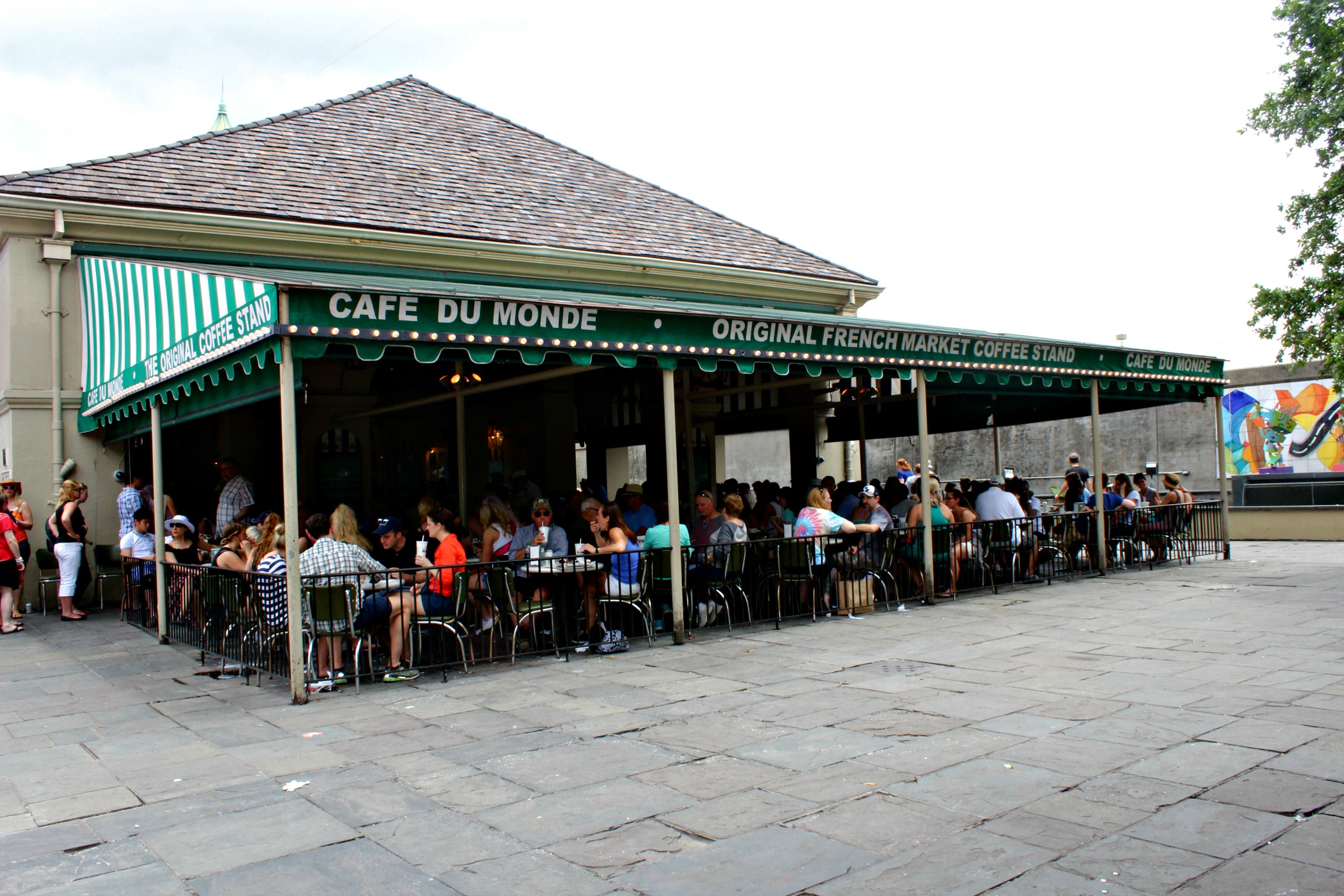 New Orleans Cafe Du Monde